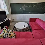 2-bedroom Royal With Own Sauna In Huoneisto *