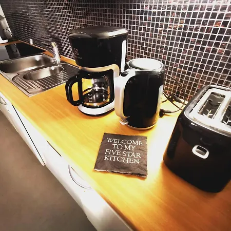 公寓 2-bedroom Royal With Own Sauna In *